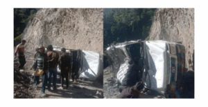 चमोली में दिल दहला देने वाला हादसा: बिरही-निजमुला मार्ग पर वाहन पर अचानक गिरी बोल्डर, चालक घायल